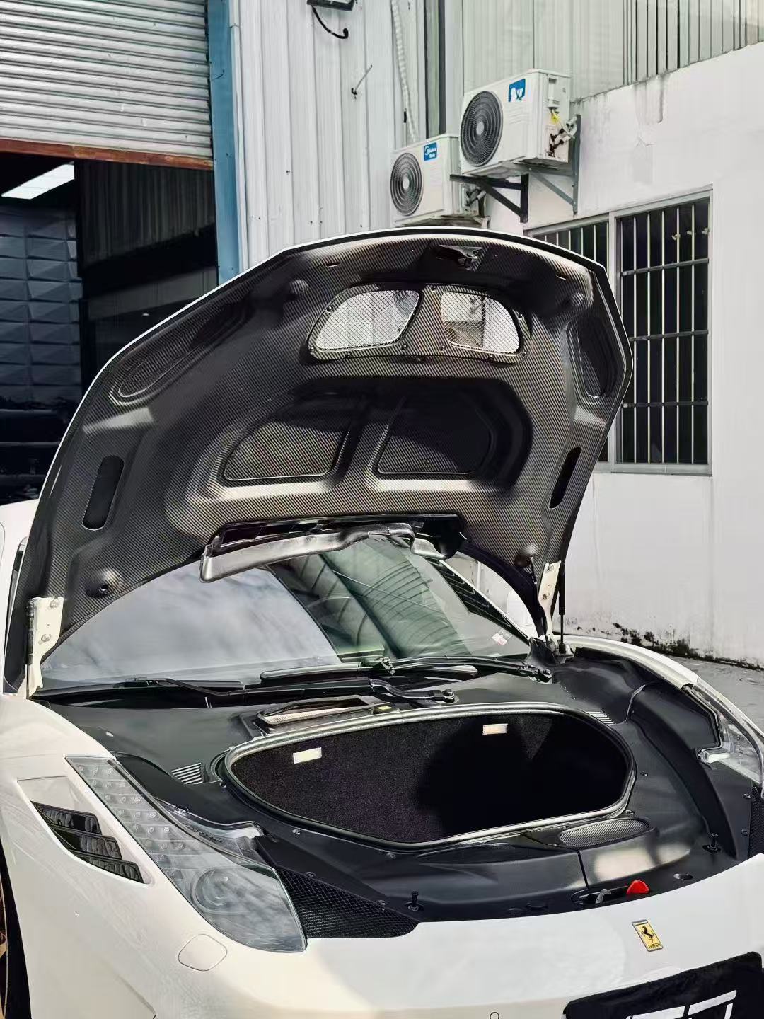 SD Ferrari 458 Italia / Spider Speciale Style Conversion Dry - Carbon Body Kit – Real Prepreg Dry Carbon Aftermarket Carbon Fiber Part / Bodykit - Robot Bodykits