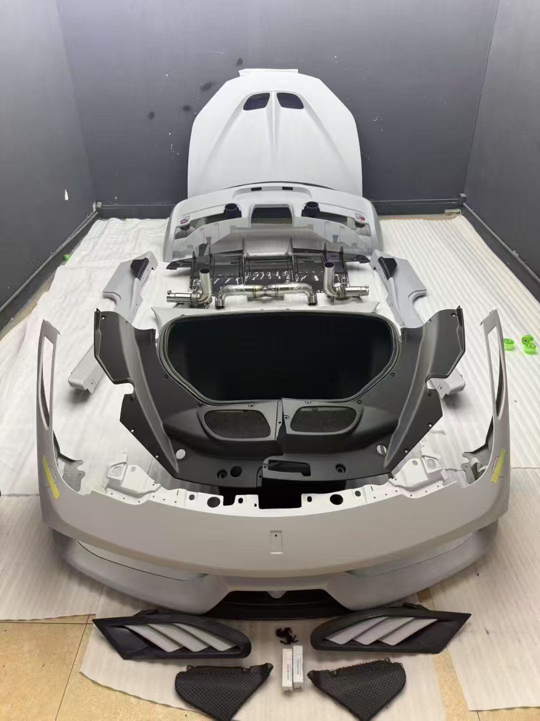 SD Ferrari 458 Italia / Spider Speciale Style Conversion Dry - Carbon Body Kit – Real Prepreg Dry Carbon Aftermarket Carbon Fiber Part / Bodykit - Robot Bodykits