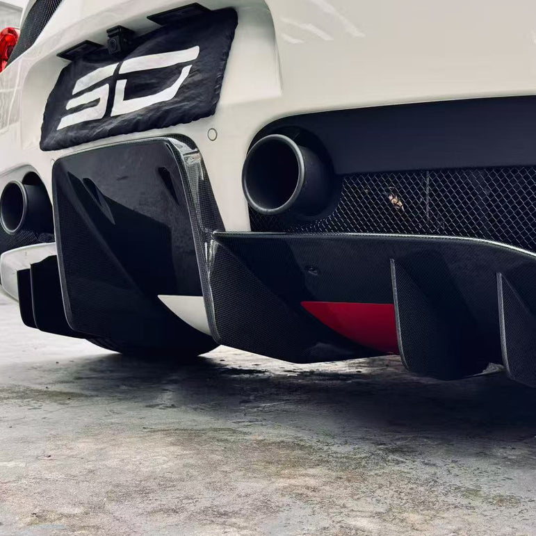 SD Ferrari 458 Italia / Spider Speciale Style Conversion Dry - Carbon Body Kit – Real Prepreg Dry Carbon Aftermarket Carbon Fiber Part / Bodykit - Robot Bodykits
