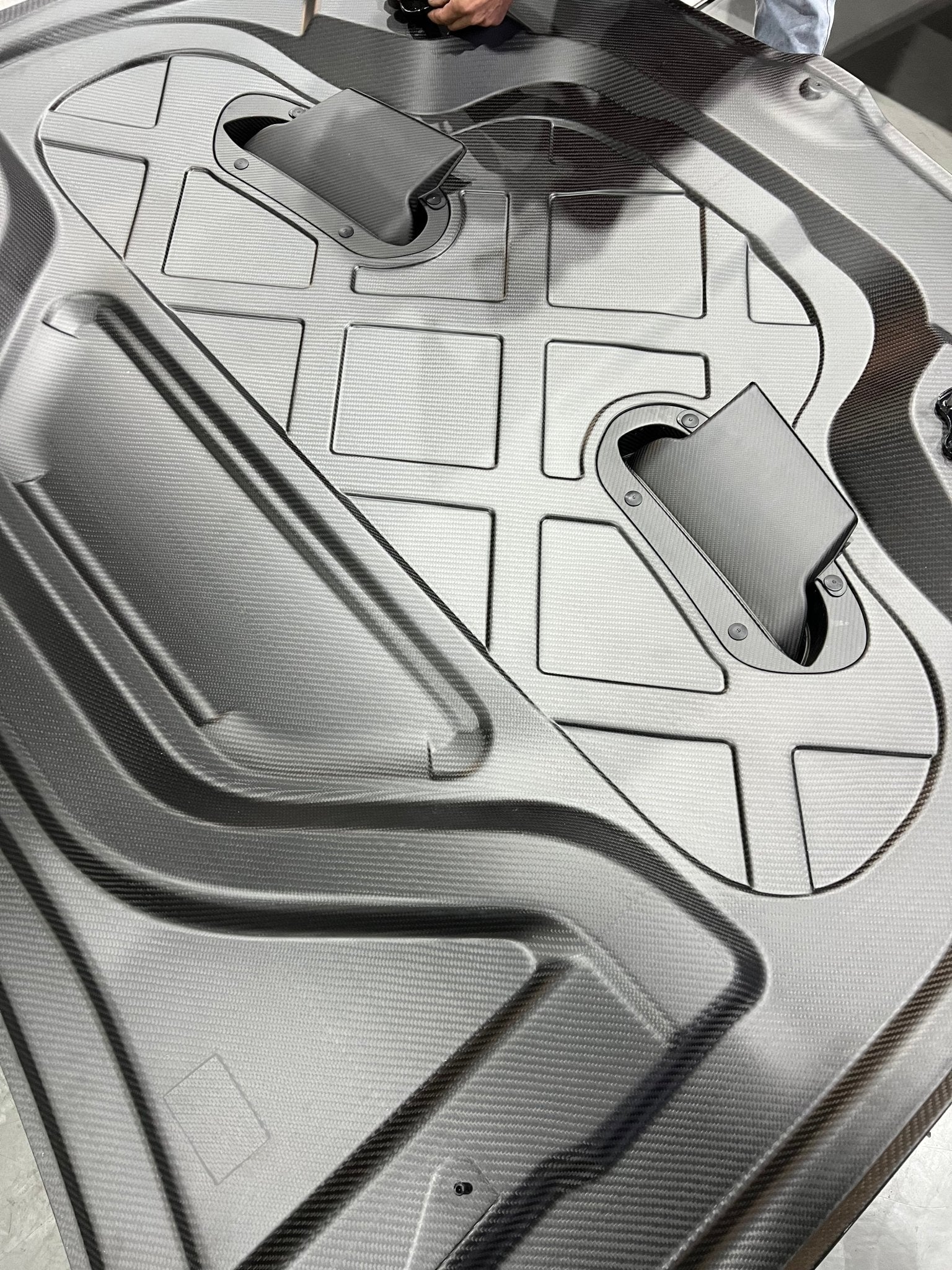 SQ BMW M5 G90 Carbon Fiber Hood Aftermarket Carbon Fiber Part / Bodykit - Robot Bodykits