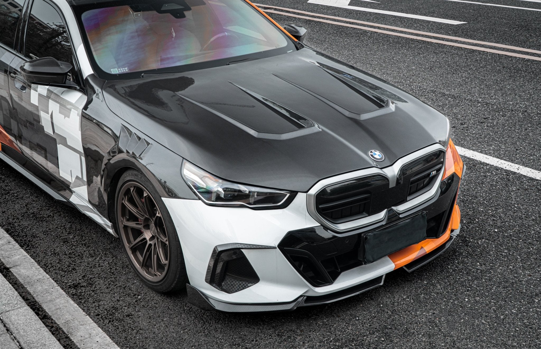 TAKD BMW 5 Series 530 540 & i5 e/x Drive40 M60 G60 G61, G90, G99 Full Dry - Carbon Bonnet (Prepreg) Aftermarket Carbon Fiber Part / Bodykit - Robot Bodykits