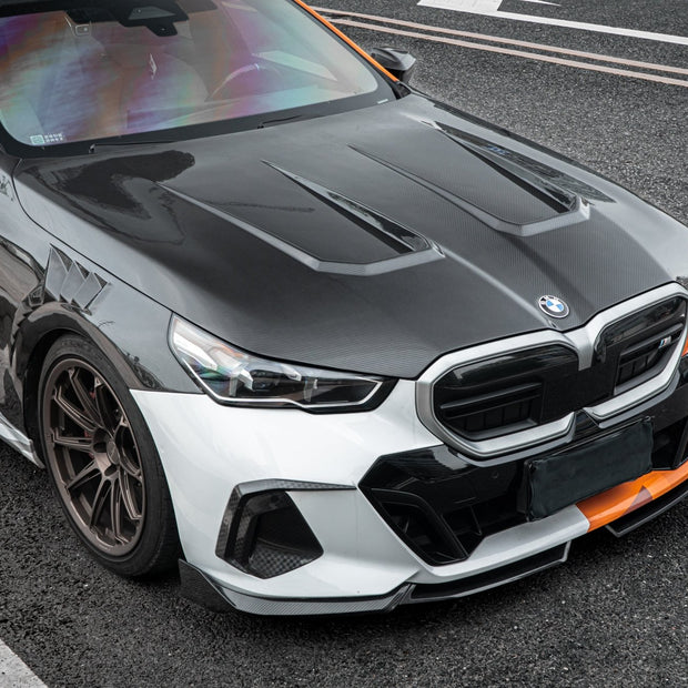 TAKD BMW 5 Series 530 540 & i5 e/x Drive40 M60 G60 G61, G90, G99 Full Dry - Carbon Bonnet (Prepreg) Aftermarket Carbon Fiber Part / Bodykit - Robot Bodykits