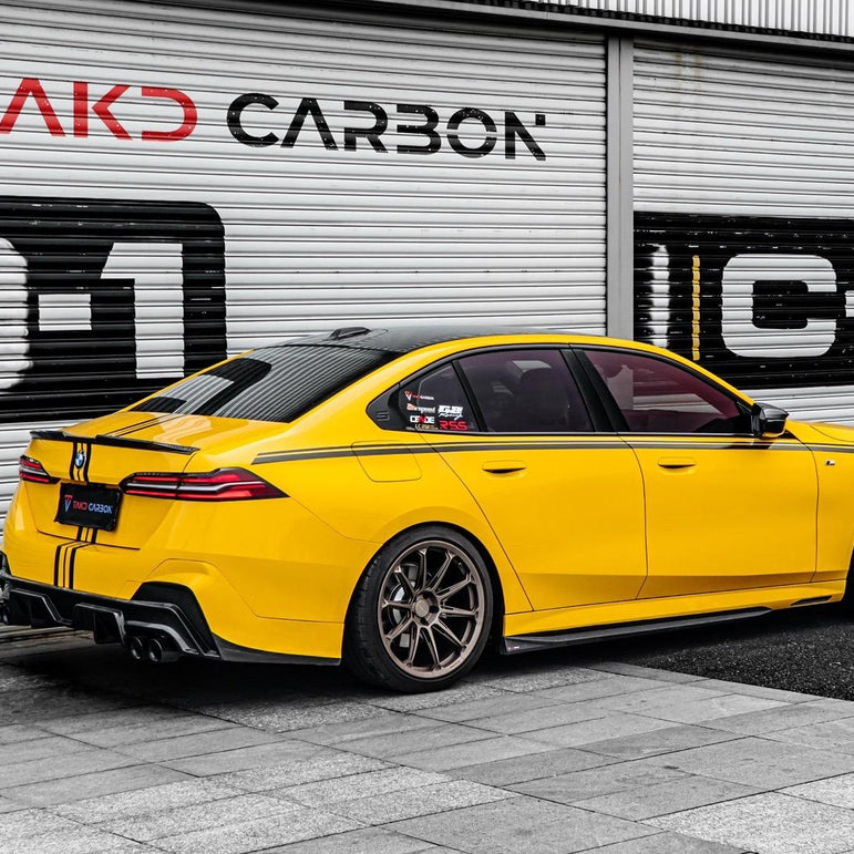 TAKD CARBON Dry Carbon Fibre Aero Body Kit for BMW 5-Series G60 Aftermarket Carbon Fiber Part / Bodykit - Robot Bodykits
