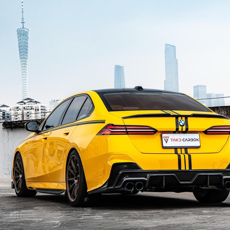 TAKD CARBON Dry Carbon Fibre Aero Body Kit for BMW 5-Series G60 Aftermarket Carbon Fiber Part / Bodykit - Robot Bodykits