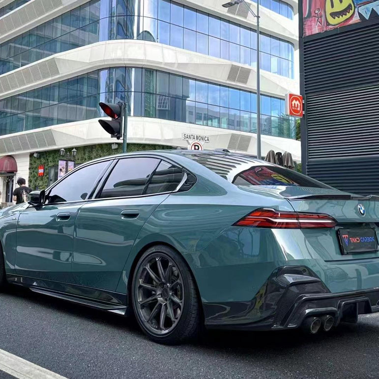TAKD CARBON Dry Carbon Fibre Aero Body Kit for BMW 5-Series G60 Aftermarket Carbon Fiber Part / Bodykit - Robot Bodykits