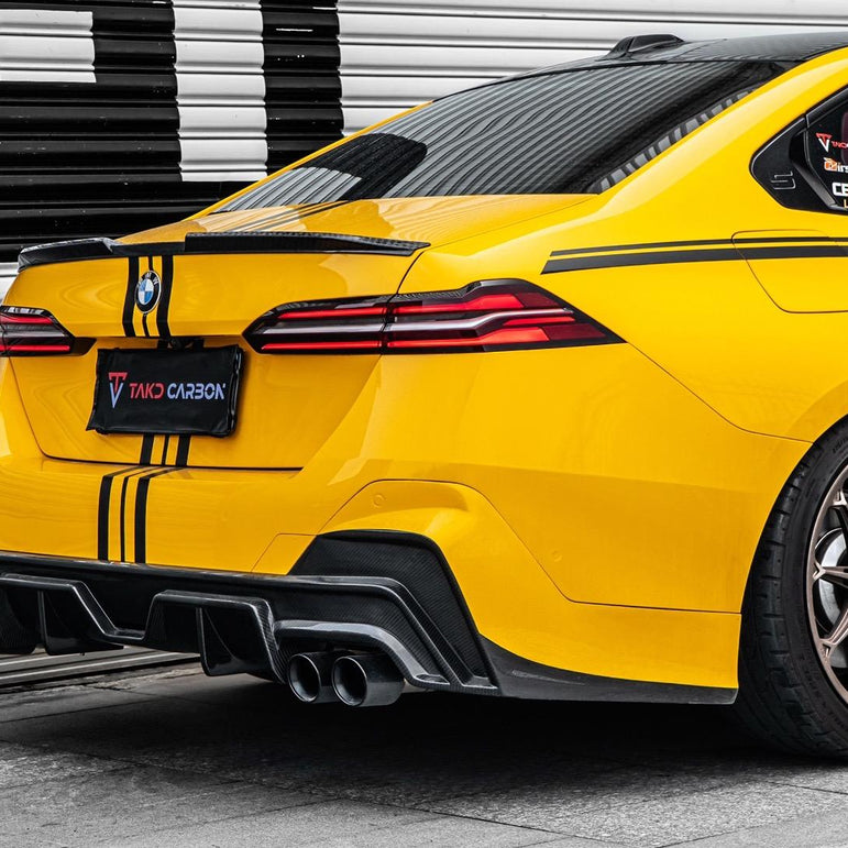 TAKD CARBON Dry Carbon Fibre Aero Body Kit for BMW 5-Series G60 Aftermarket Carbon Fiber Part / Bodykit - Robot Bodykits