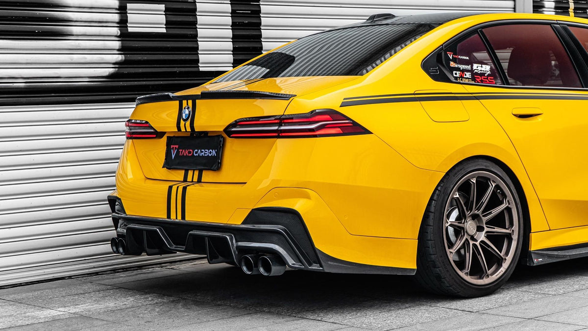 TAKD CARBON Dry Carbon Fibre Aero Body Kit for BMW 5-Series G60 Aftermarket Carbon Fiber Part / Bodykit - Robot Bodykits