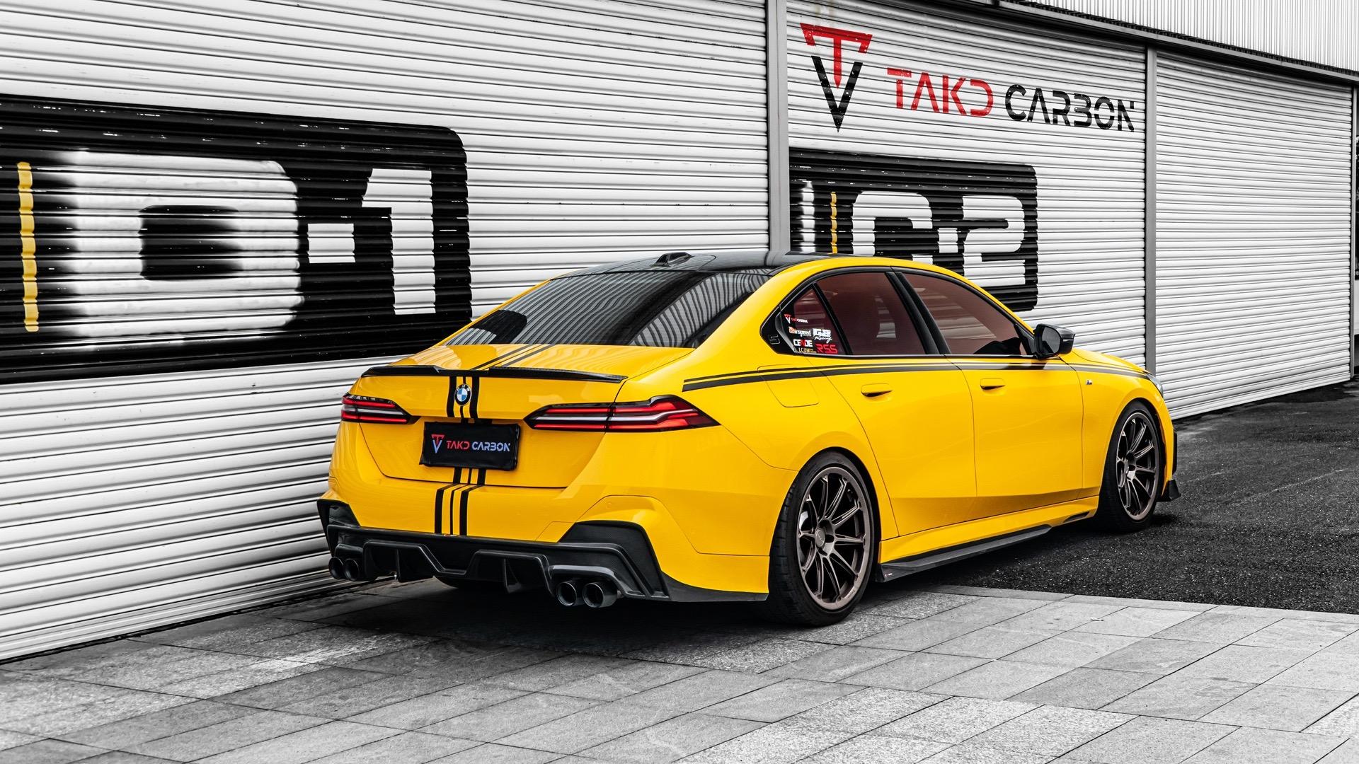 TAKD CARBON Dry Carbon Fibre Aero Body Kit for BMW 5-Series G60 Aftermarket Carbon Fiber Part / Bodykit - Robot Bodykits