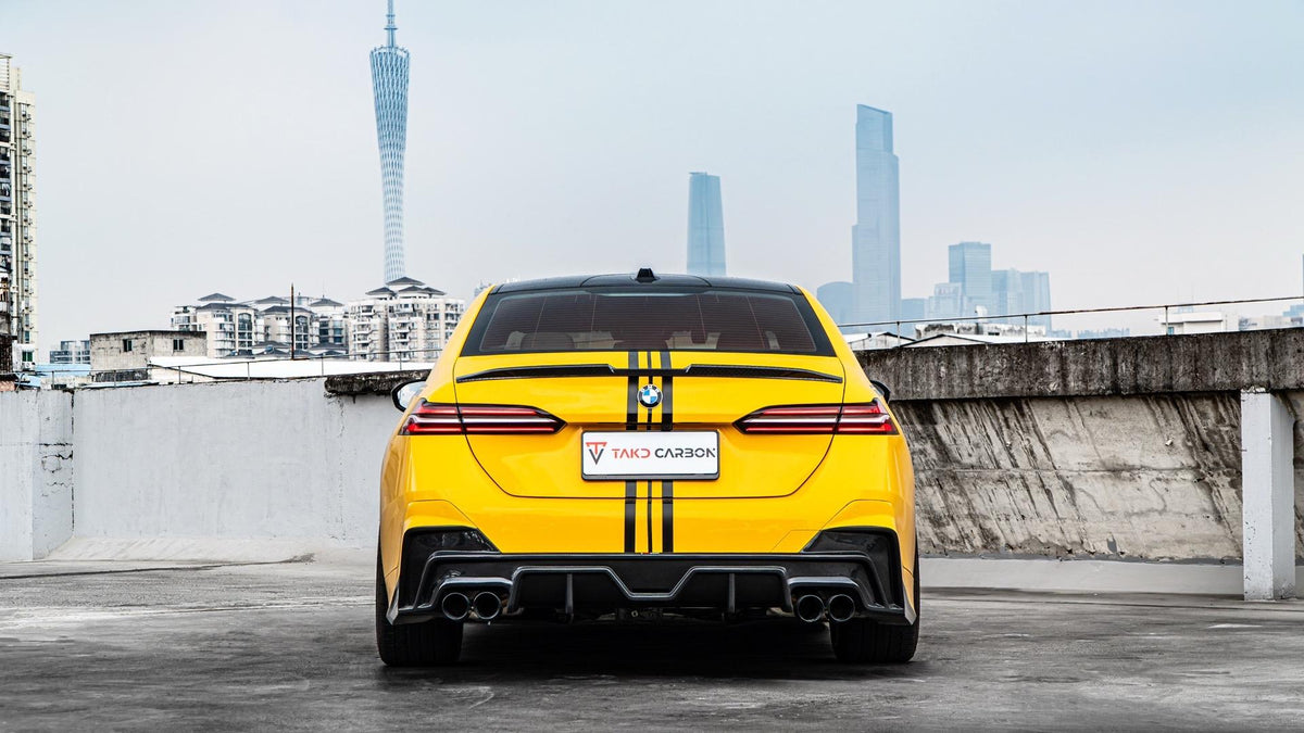 TAKD CARBON Dry Carbon Fibre Aero Body Kit for BMW 5-Series G60 Aftermarket Carbon Fiber Part / Bodykit - Robot Bodykits