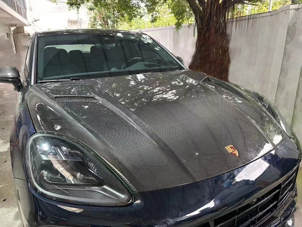 TAKD Double - Sided Pre - preg Carbon Hood for Porsche Cayenne / GTS / Turbo 9Y0 9Y3 Aftermarket Carbon Fiber Part / Bodykit - Robot Bodykits