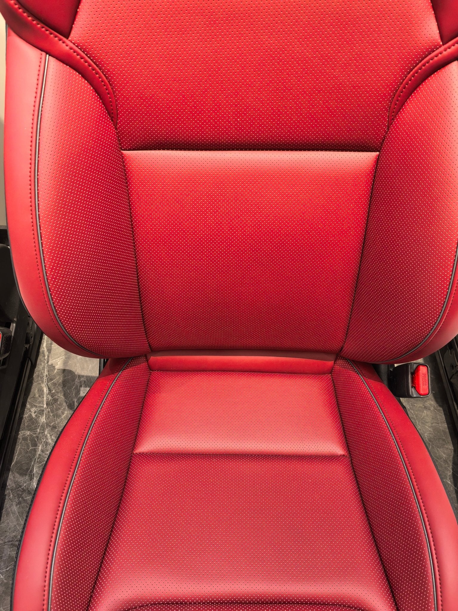 Tesla Model 3 & Y Performance Sports Seats 2.0 (Integrated - EASY INSTALL) Aftermarket Carbon Fiber Part / Bodykit - Robot Bodykits