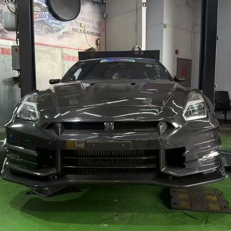 TS Style V2 Dry - Carbon Front Bumper & Front Lip for Nissan GTR GT - R R35 2008 - 2022 Full Prepreg Carbon Fiber Aftermarket Carbon Fiber Part / Bodykit - Robot Bodykits
