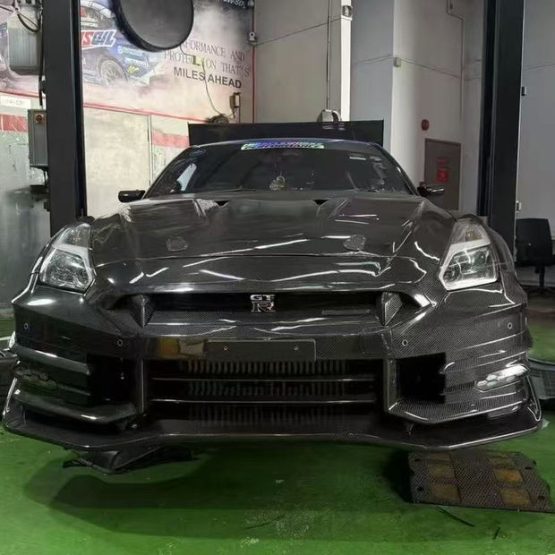 TS Style V2 Dry - Carbon Front Bumper & Front Lip for Nissan GTR GT - R R35 2008 - 2022 Full Prepreg Carbon Fiber Aftermarket Carbon Fiber Part / Bodykit - Robot Bodykits