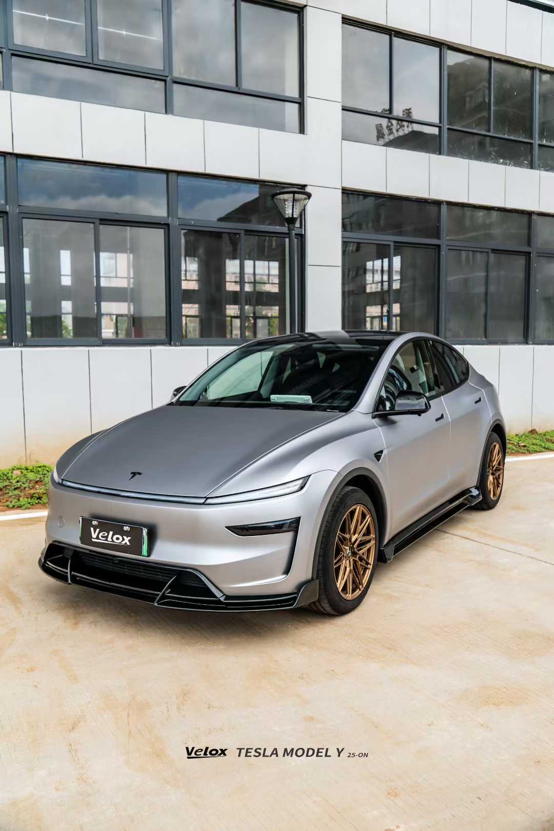 Velox 2025+ Tesla Model Y Lowline Kit Gloss Black Bodykit Aftermarket Carbon Fiber Part / Bodykit - Robot Bodykits