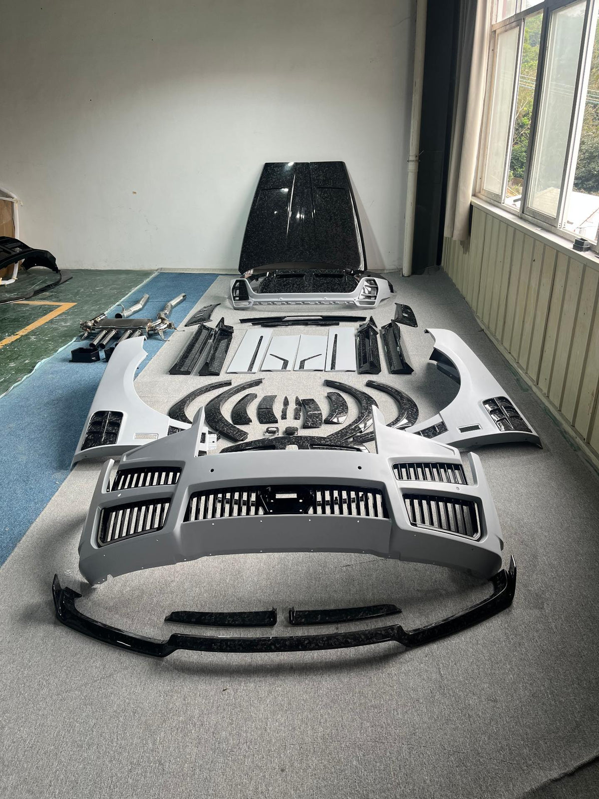 ZLO Rolls-Royce Cullinan 2025 (Series 2) V2 Full Partial Carbon Bodykit Aftermarket Carbon Fiber Part / Bodykit - Robot Bodykits