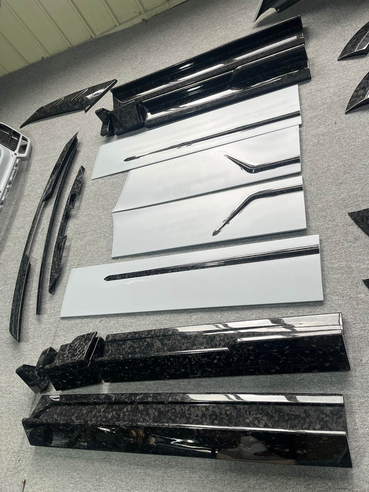 ZLO Rolls-Royce Cullinan 2025 (Series 2) V2 Full Partial Carbon Bodykit Aftermarket Carbon Fiber Part / Bodykit - Robot Bodykits